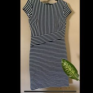 Banana Republic Dress Womens 6 Striped Shift Short Sleeve Navy White Nautical